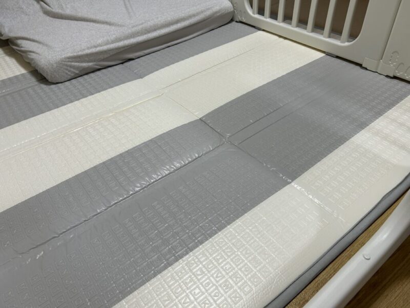 折りたたみベビーマット